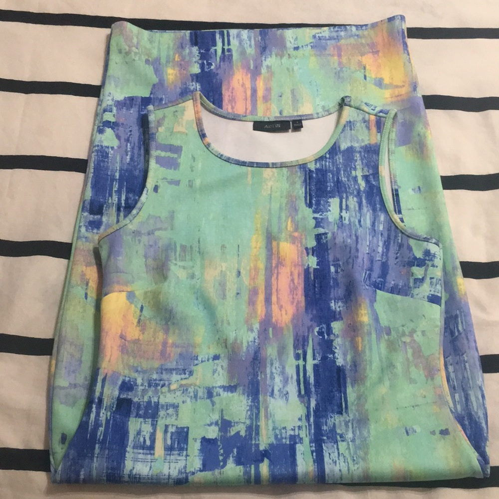 Dress - Picture 4 of 6